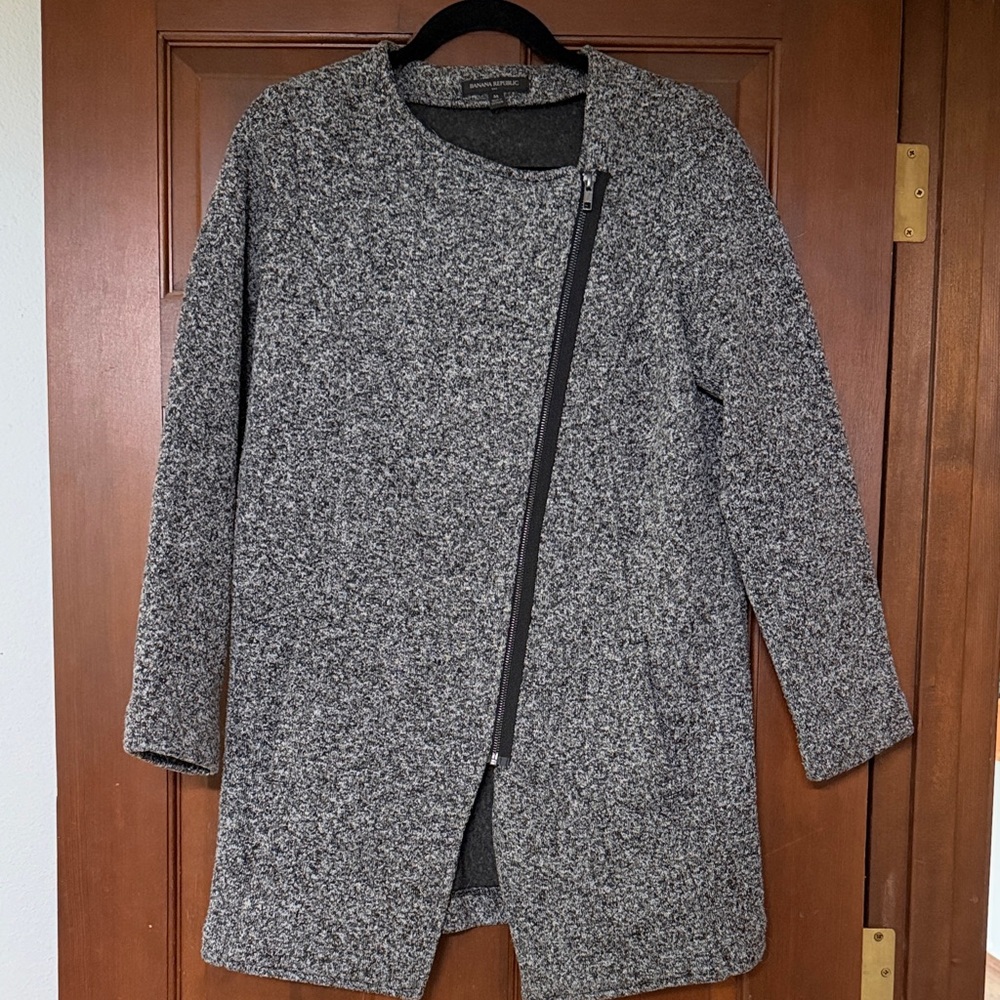 Banana Republic Charcoal Knit Sweater